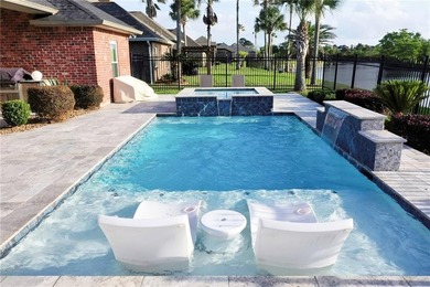 Luxury living in the gated golf course community of Masters - photo 2