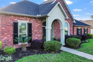 Luxury living in the gated golf course community of Masters - photo 3