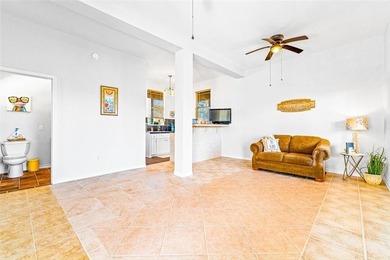Coastal charm with flexible living space in the desirable - photo 3