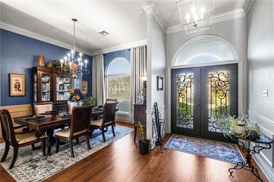 Luxury living in the gated golf course community of Masters - photo 4