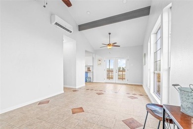 Coastal charm with flexible living space in the desirable - photo 10