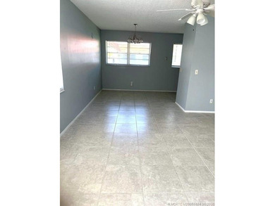 Beautifully tiled 2nd floor 2-bedroom 2-bath unfurnished condo - photo 5