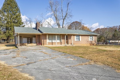 Chickamauga Lake Home Sale Pending in Dayton Tennessee