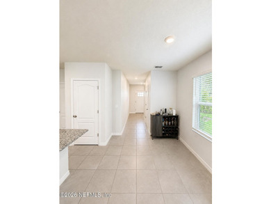 Light, bright and inviting! Built in 2022, this beautifully - photo 4