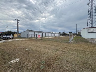 rents are $100 for current tenants and $125 for new. 9 units at - photo 1