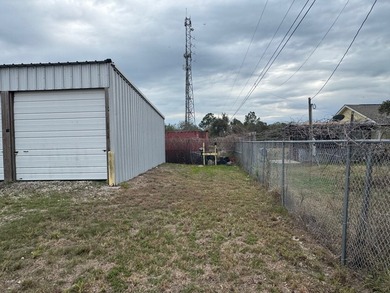 rents are $100 for current tenants and $125 for new. 9 units at - photo 4