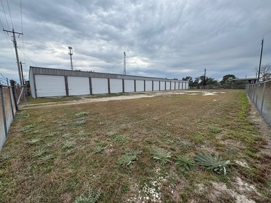 rents are $100 for current tenants and $125 for new. 9 units at - photo 6