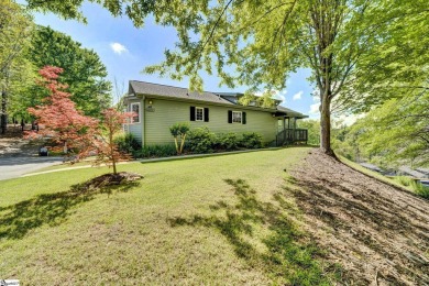Lake Home For Sale in West Union, South Carolina