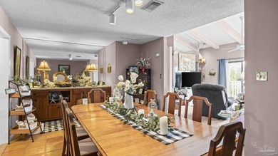 This warm and welcoming Ono Island waterfront home in Orange - photo 20