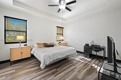 Discover this exquisite 3-bedroom, 2.5-bathroom residence - photo 22