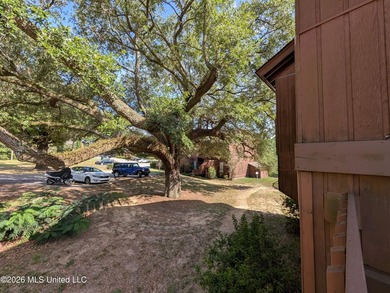 Great Getaway or Perfect for Maintenance-Free Living! Welcome to - photo 8