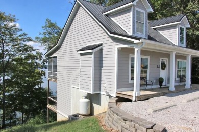 $29,900 HUGE PRICE DROP TO 610K! AMAZING YEAR-ROUND LAKE VIEWS! - photo 4