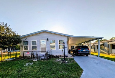 Brand new HVAC 2026! This wellkept 2 bedroom, 2 bath home has a - photo 2