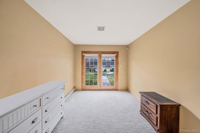 This beautifully maintained Greenbriar model is located in a - photo 14