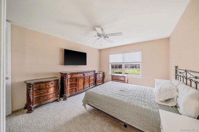 This beautifully maintained Greenbriar model is located in a - photo 16