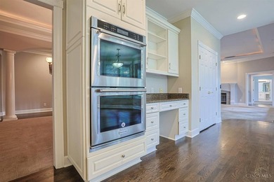 Custom built brick & stone ranch on cul-de-sac in one of Mason's - photo 19
