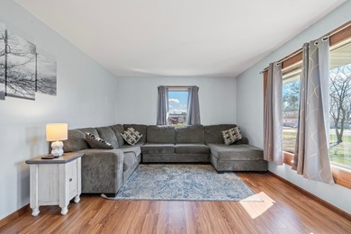 PRE-INSPECTED home- Enjoy the best of country living just 7 - photo 24