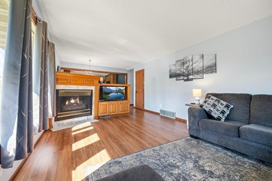 PRE-INSPECTED home- Enjoy the best of country living just 7 - photo 25