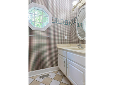 Custom built brick & stone ranch on cul-de-sac in one of Mason's - photo 50