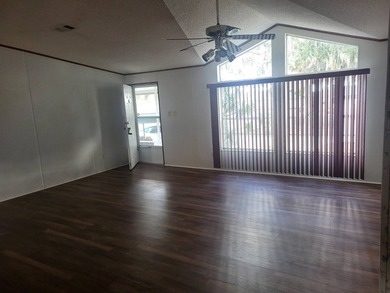 Additional listing photo 1