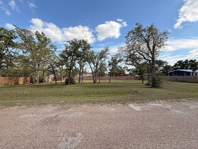 Build your ideal retreat on these three adjoining lots totaling - photo 4
