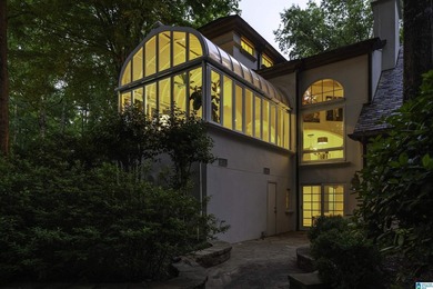 At the heart of Shoal Creek, this extraordinary - photo 8