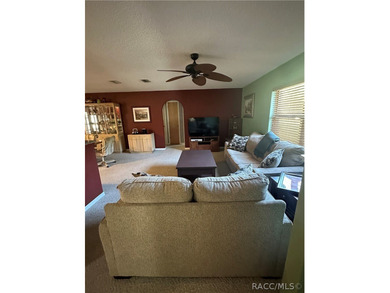 Crystal River Cutie! 2 BR/2 bath split floor plan with beautiful - photo 4