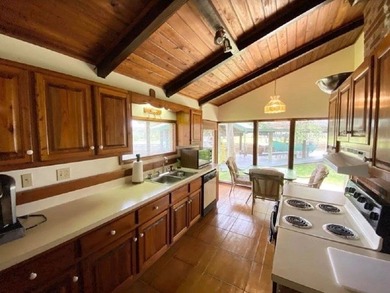 Fisherman's Paradise!!! Canal Front home with Sunset views in - photo 11