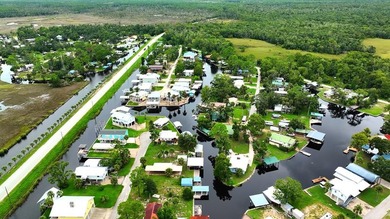 Fisherman's Paradise!!! Canal Front home with Sunset views in - photo 20