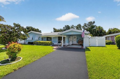 Great opportunity to own a pool home in the highly desirable - photo 2
