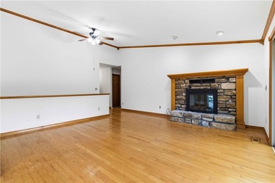 Additional listing photo 2