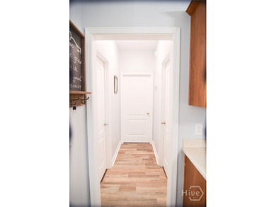 NEW PRICE! Welcome home to this beautifully updated 4-bedroom - photo 8