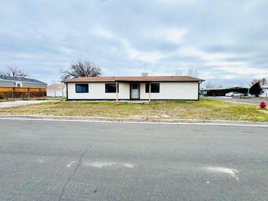 Colorado River Home For Sale in Grand Junction Colorado