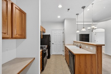 Townhome in a great Pleasant Grove location with some seriously - photo 4