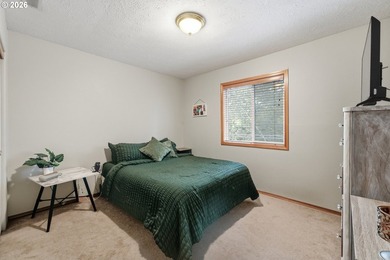 Welcome to this beautifully maintained, two-story traditional - photo 25