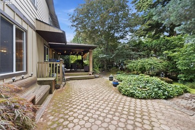 Welcome to this beautifully maintained, two-story traditional - photo 33