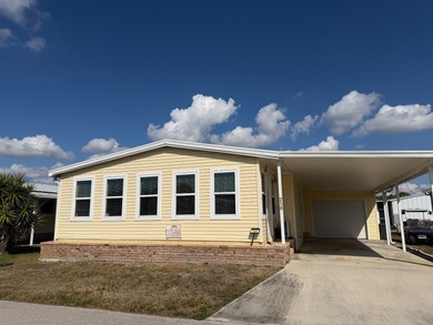 Caloosahatchee River Home For Sale in N Ft Myers Florida