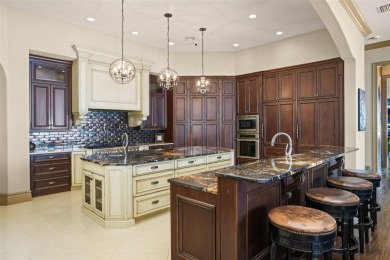 Presenting Sunset Isle: an iconic waterfront estate compound - photo 15