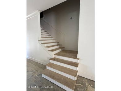 Welcome to this exceptional 5-bedroom, 4.5-bath home nestled in - photo 7