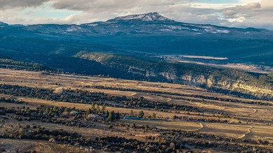 The Gates Ranch is a rare 744+/--acre legacy hunting and cattle - photo 3