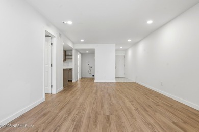 Additional listing photo 4