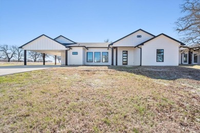 Lake Home For Sale in Streetman, Texas