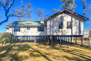 Pamlico River Home For Sale in Aurora North Carolina