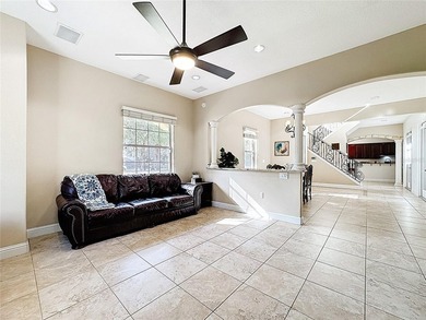 Experience spacious Florida living in this CUSTOM-BUILT ESTATE - photo 11
