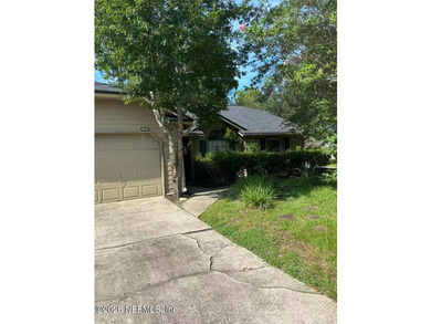 Property is owner occupied Call listing agent for viewing - photo 3