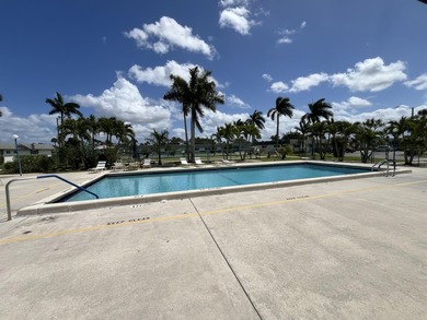 What a find! Well cared-for two bedroom, two bath townhouse with - photo 25