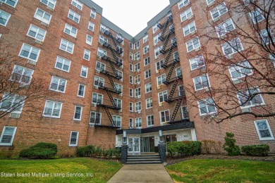 Lake Apartment Off Market in Staten Island, New York