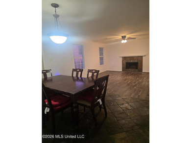 Lots of room in this spacious 4 bedroom 2 bath home at the end - photo 5