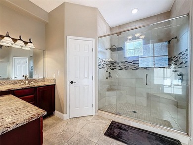 Experience spacious Florida living in this CUSTOM-BUILT ESTATE - photo 42