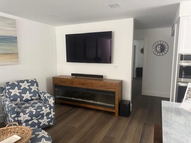 This one bedroom, one & a half unit 0f Paget House section in - photo 4